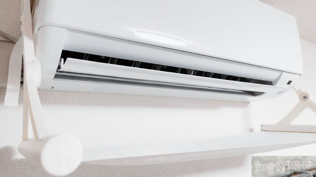 冷房の風が直接当たって寒い?『Mr.You エアコン風よけカバー』が最も効果が高いと断言できる理由【使用感レビュー】 %E3%81%B5%E3%81%81%E3%81%B5%E3%81%87%E3%81%88%E3%81%88%E3%81%88%E3%81%88 1 1024x576 - 冷房の風が直接当たって寒い?『Mr.You エアコン風よけカバー』が最も効果が高いと断言できる理由【使用感レビュー】