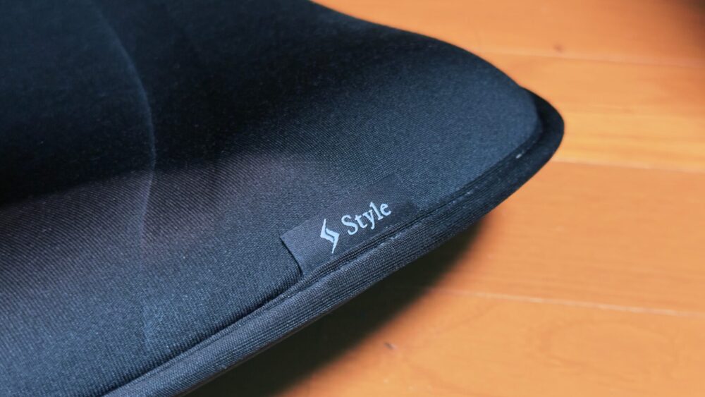お尻部分にメーカーの『Style』のロゴが入っています。 お尻部分にメーカーの『Style』のロゴが入っています。