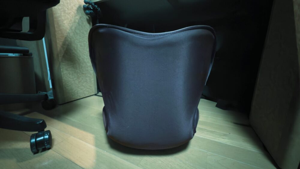 お尻部分の底面部分